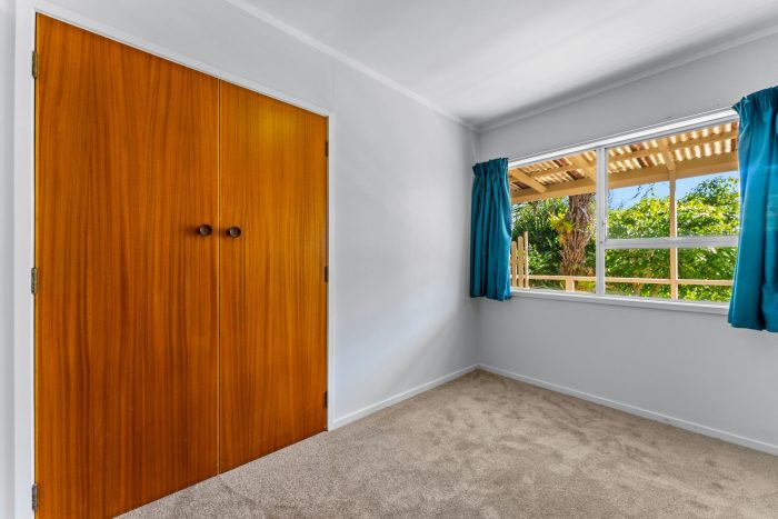 2/3 Holt Avenue, Torbay, North Shore City, Auckland, 4702, New Zealand