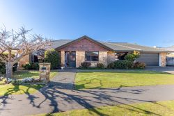 77 Guildford Drive, Paraparaumu, Kapiti Coast, Wellington, 5032, New Zealand