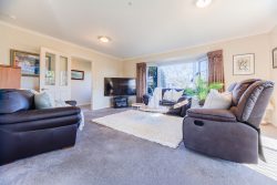 77 Guildford Drive, Paraparaumu, Kapiti Coast, Wellington, 5032, New Zealand