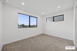 27 Jandell Crescent, Bucklands Beach, Manukau City, Auckland, 2014, New Zealand