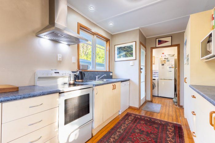 5 Leinster Avenue, Raumati South, Kapiti Coast, Wellington, 5032, New Zealand