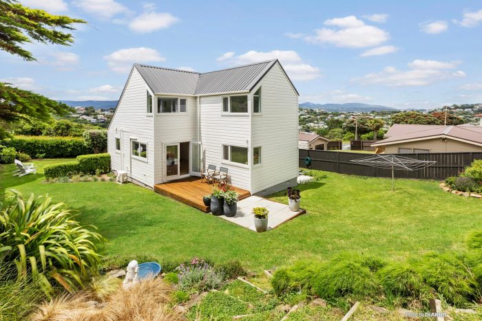 105 Akaroa Drive, Maupuia, Wellington, 6022, New Zealand