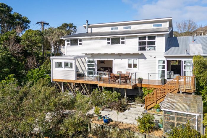 16 Narbada Crescent, Khandallah, Wellington, 6035, New Zealand