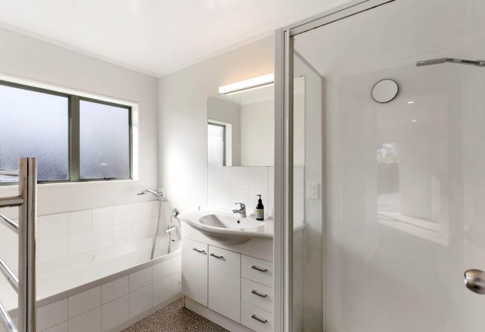 5 Meynell Court, Glen Eden, Waitakere City, Auckland, 0602, New Zealand