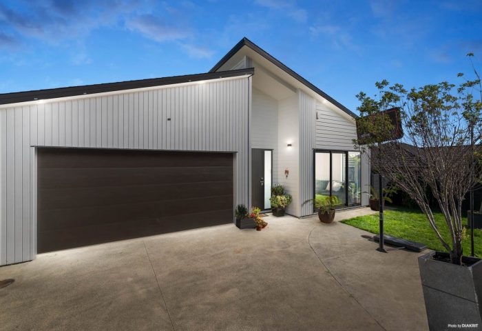 4 Ricketts Road, Milldale, Rodney, Auckland, 0992, New Zealand