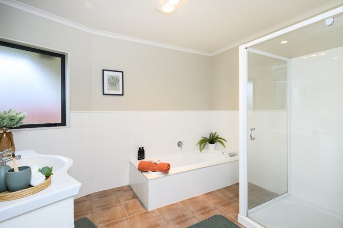 6 Ron Place, Fitzherbert, Palmerston North, Manawatu / Whanganui, 4410, New Zealand