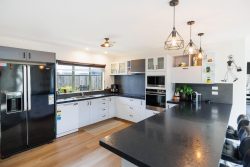 82 James Line, Kelvin Grove, Palmerston North, Manawatu / Whanganui, 4414, New Zealand