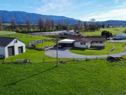 2075 Takaka Valley Highway, Golden Bay, Tasman, Nelson / Tasman, 7110, New Zealand