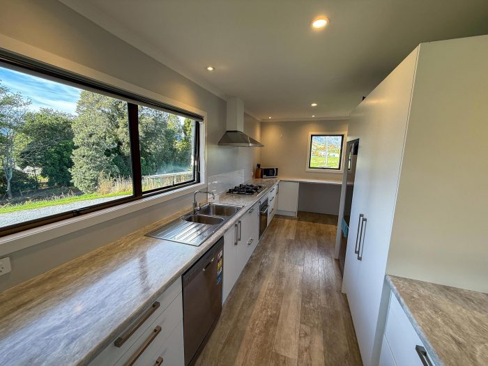 2075 Takaka Valley Highway, Golden Bay, Tasman, Nelson / Tasman, 7110, New Zealand