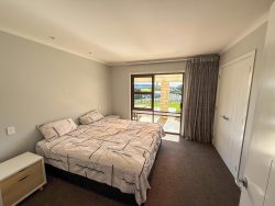 2075 Takaka Valley Highway, Golden Bay, Tasman, Nelson / Tasman, 7110, New Zealand