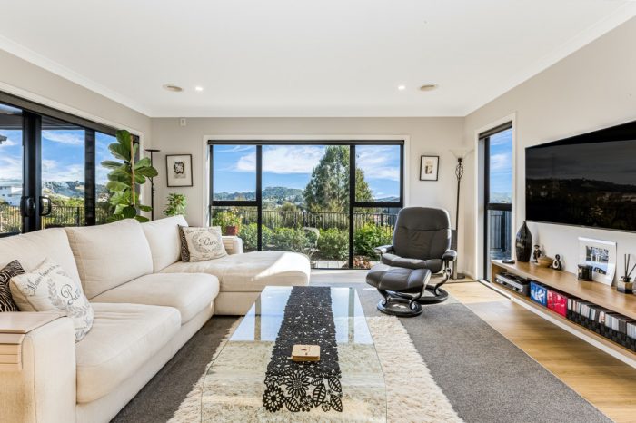 66 Endeavour Drive, Whitby, Porirua, Wellington, 5024, New Zealand
