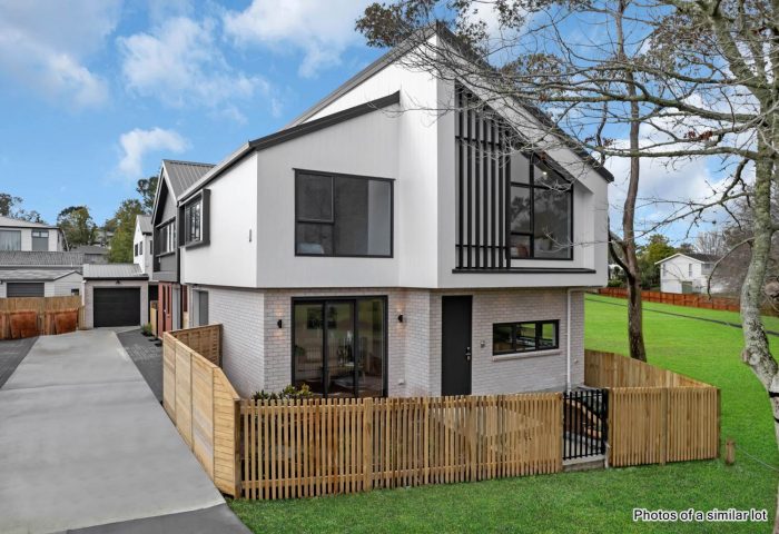 10 Truscott Place, West Harbour, Waitakere City, Auckland, 0618, New Zealand