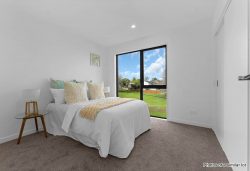10 Truscott Place, West Harbour, Waitakere City, Auckland, 0618, New Zealand