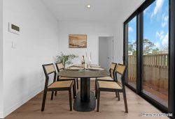 10 Truscott Place, West Harbour, Waitakere City, Auckland, 0618, New Zealand