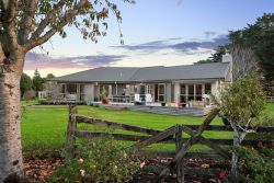 19 Valley Road, Waitoki, Rodney, Auckland, 0871, New Zealand
