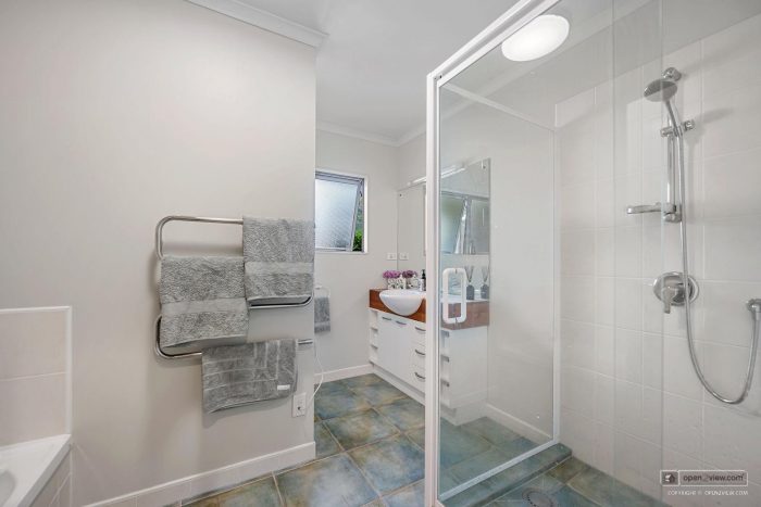 19 Valley Road, Waitoki, Rodney, Auckland, 0871, New Zealand