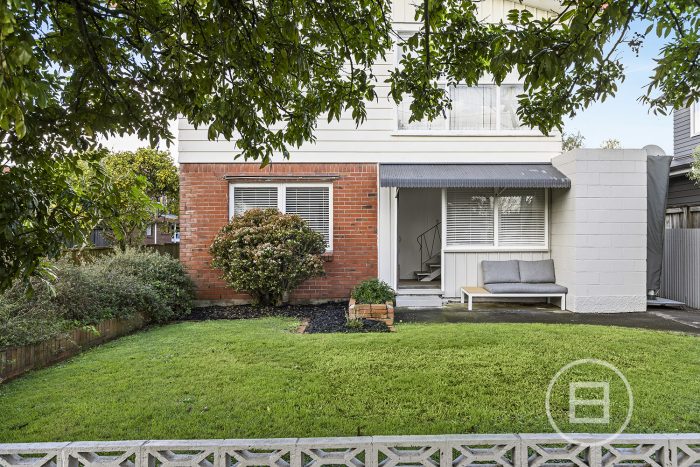 1/7 Wainui Avenue, Point Chevalier, Auckland, 1022, New Zealand