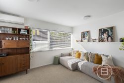 1/7 Wainui Avenue, Point Chevalier, Auckland, 1022, New Zealand