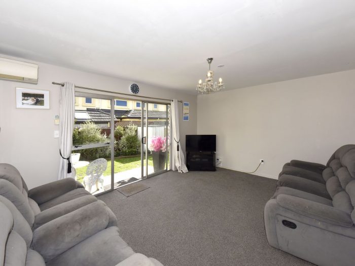 1/9A Avonhead Road, Avonhead, Christchurch City, Canterbury, 8042, New Zealand