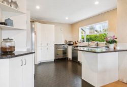 22A View Road, Shelly Park, Manukau City, Auckland, 2014, New Zealand