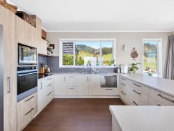 706 Abel Tasman Drive, Golden Bay, Tasman, Nelson / Tasman, 7183, New Zealand