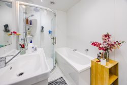 10 Albertson place, Manurewa, Manukau City, Auckland, 2102, New Zealand
