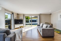 1/22 Beaumaris Way, Conifer Grove, Papakura, Auckland, 2112, New Zealand