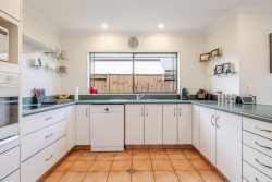 62 Royal Oak Drive, Kelvin Grove, Palmerston North, Manawatu / Whanganui, 4414, New Zealand