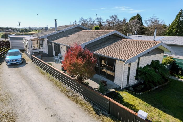 11 Charles Street, Weston, Waitaki, Otago, 9401, New Zealand