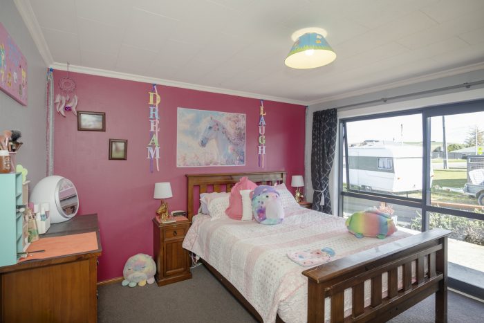 11 Charles Street, Weston, Waitaki, Otago, 9401, New Zealand