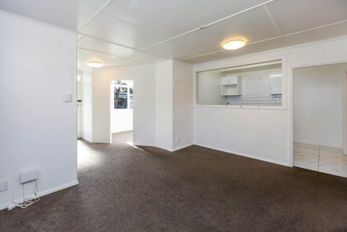 35 Hanson Grove, Stokes Valley, Lower Hutt, Wellington, 5019, New Zealand