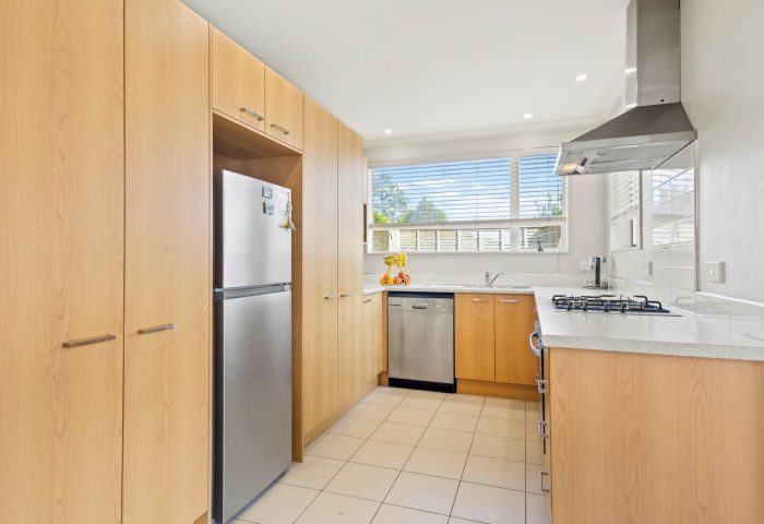 18 Clomell Drive, Flat Bush, Manukau City, Auckland, 2019, New Zealand