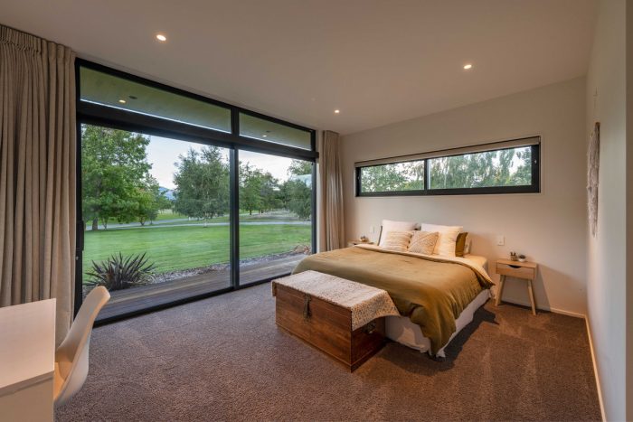 2 Heritage Park Lane, Wanaka, Otago, 9382, New Zealand
