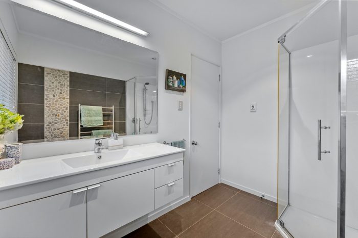 21 Hastings Road, Mairangi Bay, North Shore City, Auckland, 0630, New Zealand