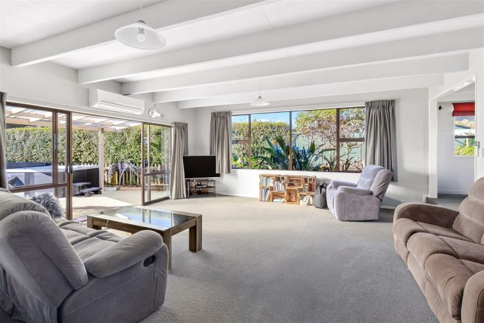 441 Glenview Road, Takaka, Tasman, Nelson / Tasman, 7183, New Zealand