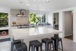 48 Greenhill Road, Waikanae, Kapiti Coast, Wellington, 5391, New Zealand