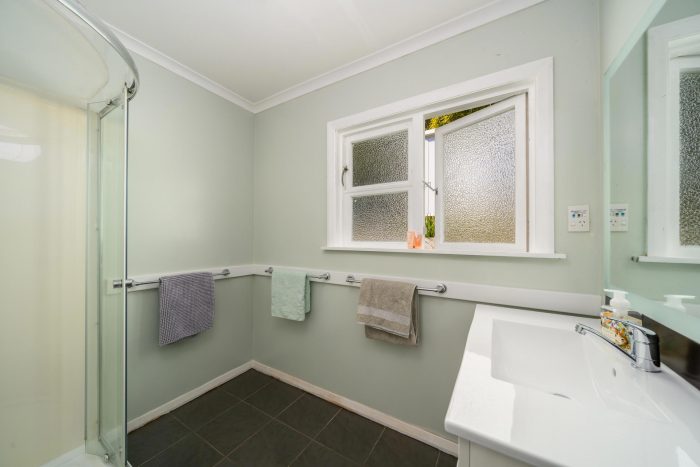 38 Hine Road, Wainuiomata, Lower Hutt, Wellington, 5014, New Zealand