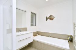 32 Te Whenu Crescent, Marshland, Christchurch City, Canterbury, 8083, New Zealand