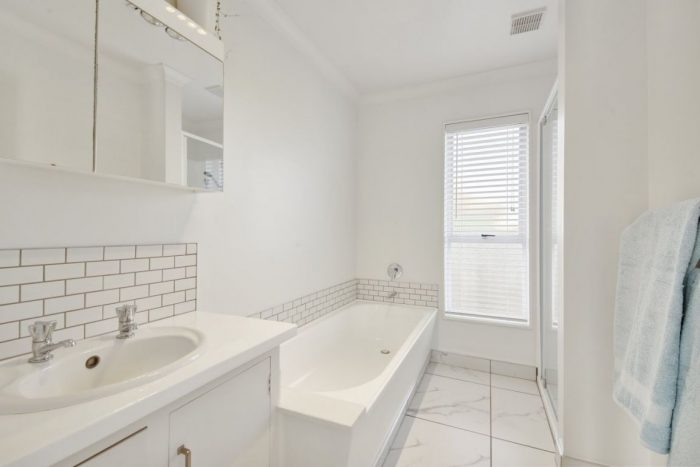 80 Lowry Avenue, Redwood, Christchurch City, Canterbury, 8051, New Zealand