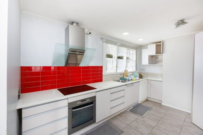 110 Limbrick Street, Terrace End, Palmerston North, Manawatu / Whanganui, 4410, New Zealand