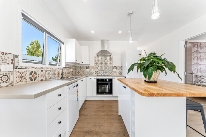 188 Mahurangi East Road, Snells Beach, Rodney, Auckland, 0920, New Zealand