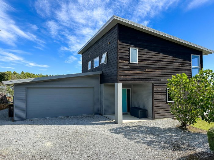 36 Nyhane Drive, Golden Bay, Tasman, Nelson / Tasman, 7183, New Zealand
