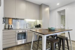 303/22 Fisher-Point Drive, Freemans Bay, Auckland, 1010, New Zealand