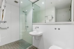 303/22 Fisher-Point Drive, Freemans Bay, Auckland, 1010, New Zealand