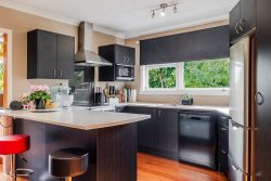 27 Sheffield Street, Awapuni, Palmerston North, Manawatu / Whanganui, 4412, New Zealand
