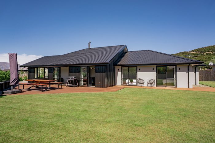 5 Tahi Street, Wanaka, Otago, 9305, New Zealand