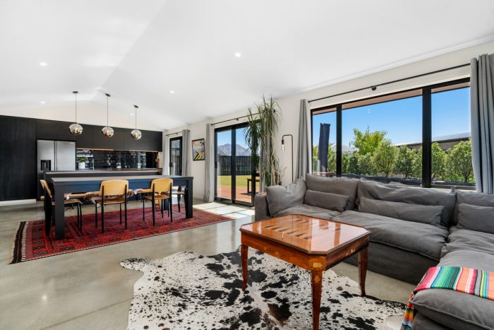 5 Tahi Street, Wanaka, Otago, 9305, New Zealand
