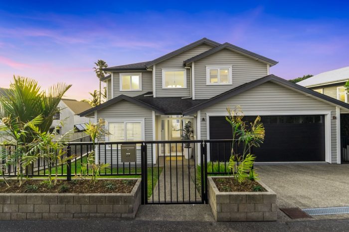 27 St Michaels Avenue, Point Chevalier, Auckland, 1022, New Zealand