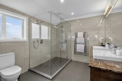 27 St Michaels Avenue, Point Chevalier, Auckland, 1022, New Zealand