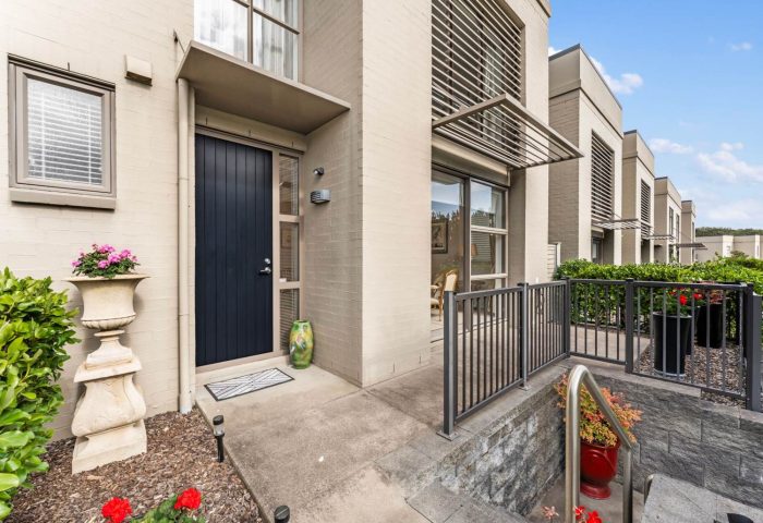 114 Stonefields Avenue, Stonefields, Auckland, 1072, New Zealand